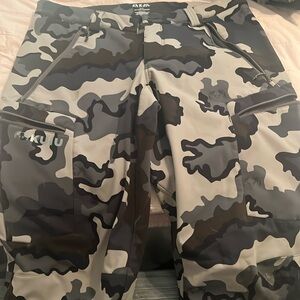 Kuiu guide pants 36